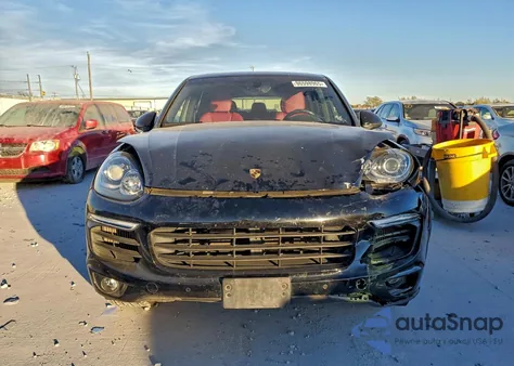 2017 Porsche Cayenne S z USA, uszkodzony, nr VIN WP1AB2A23HLA53195